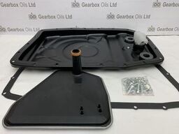 thumbnail image 2 of Range Rover L322 & Sport Automatic Transmission Gearbox Sump Pan & Filter Kit 2 of 3