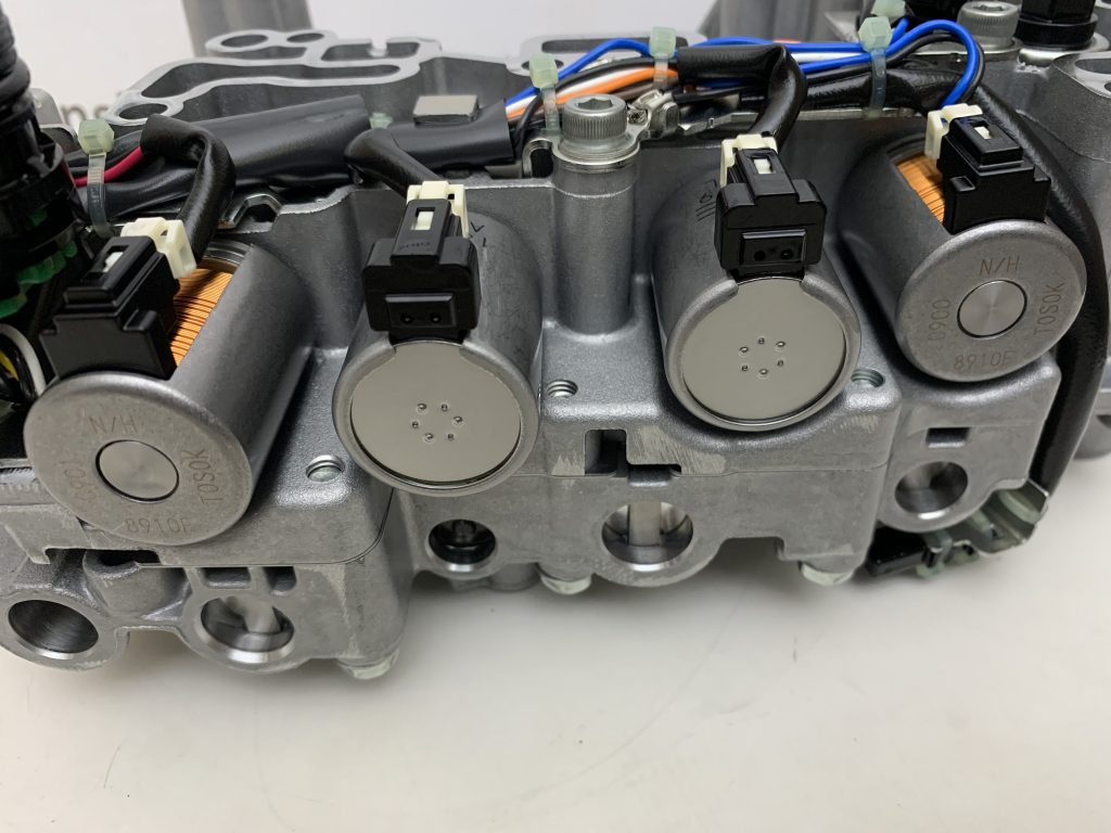 NISSAN JUKE QASHQAI MICRA CVT AUTOMATIC GEARBOX JF015E NEW VALVE BODY