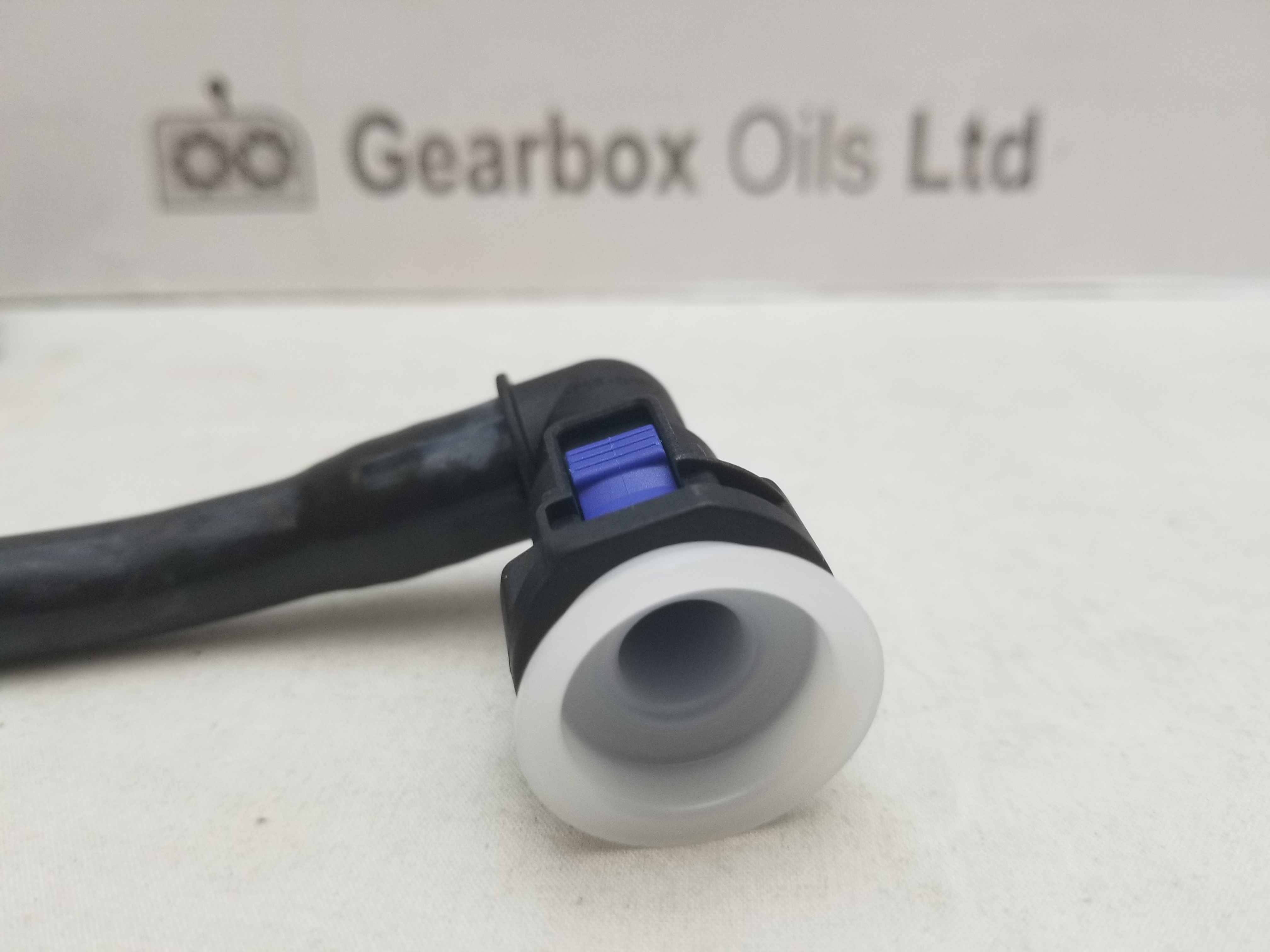 Genuine Ford Galaxy/Powershift Automatic Transmission Oil Cooler Hose - Image 3